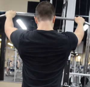 lat pulldown traction